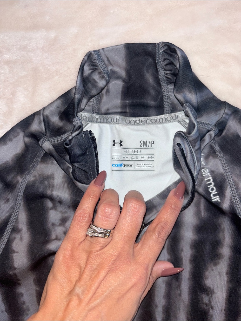 Under Armour Women's Fitted Hoodie Jacket - Black & Gray Tie-Dye